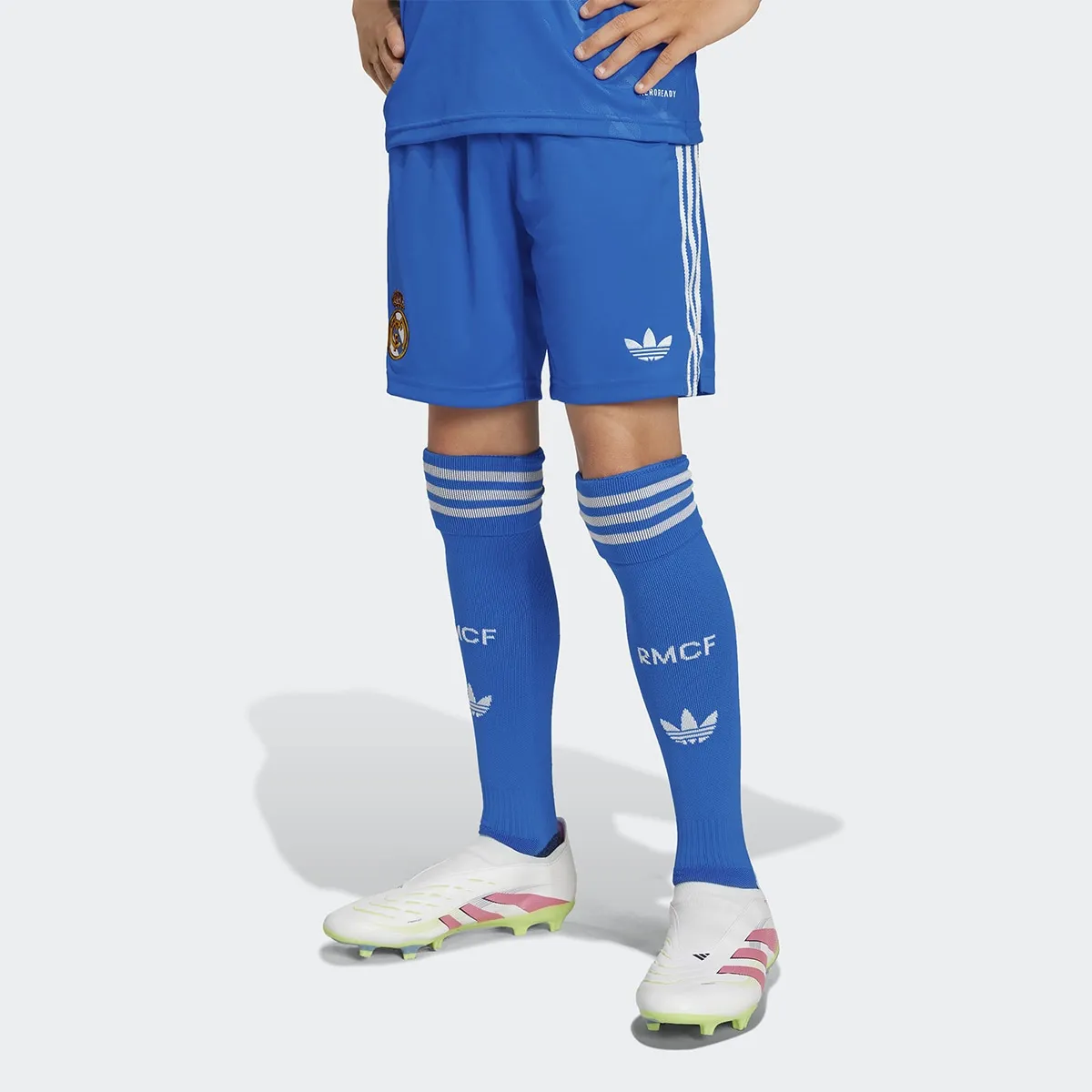 Детские шорты третьей формы Real Madrid CF 2025-2026 adidas, синий
Детские шорты третьей формы Real Madrid CF 2025-2026 adidas, синий