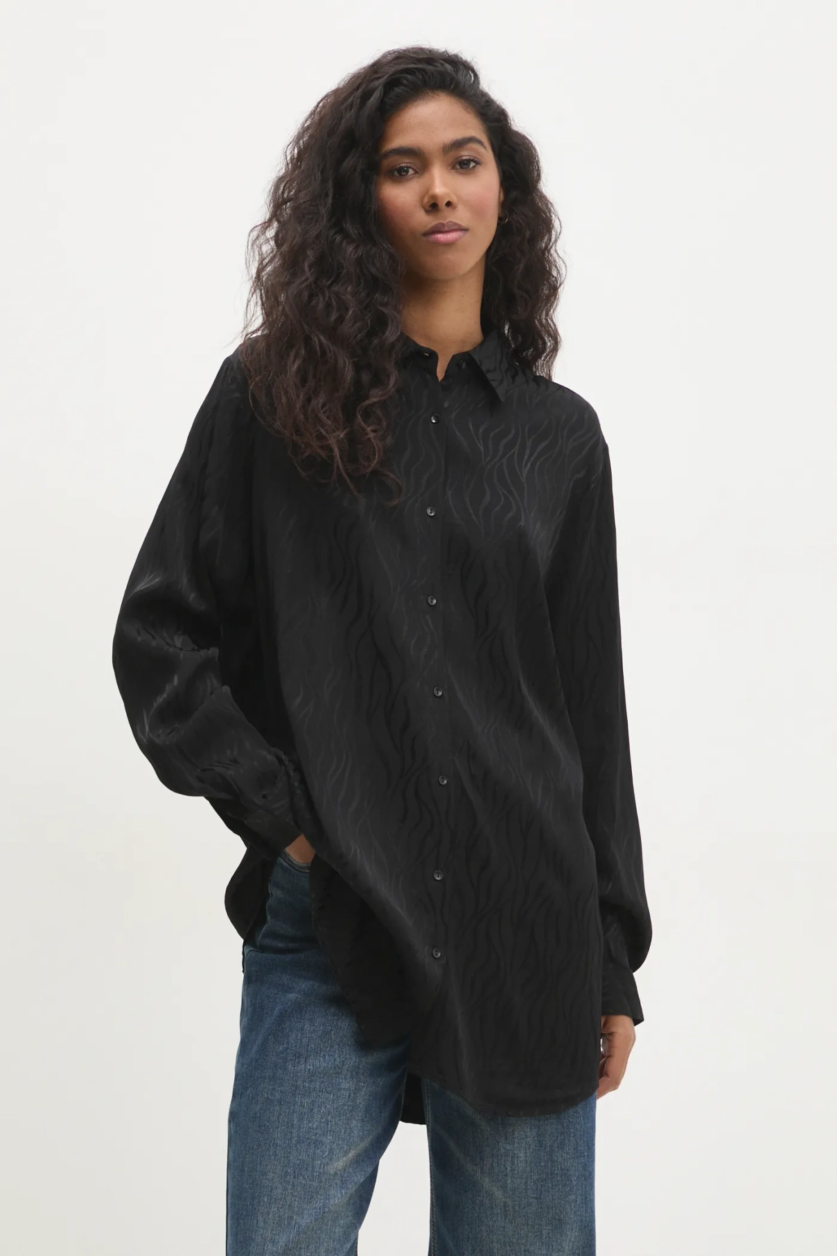 Рубашка Answear Lab, черный 
Рубашка Answear Lab, черный