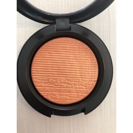 Extra Dimension Rouge Apricot Shimmer — новинка в упаковке Mac
Extra Dimension Rouge Apricot Shimmer — новинка в упаковке Mac