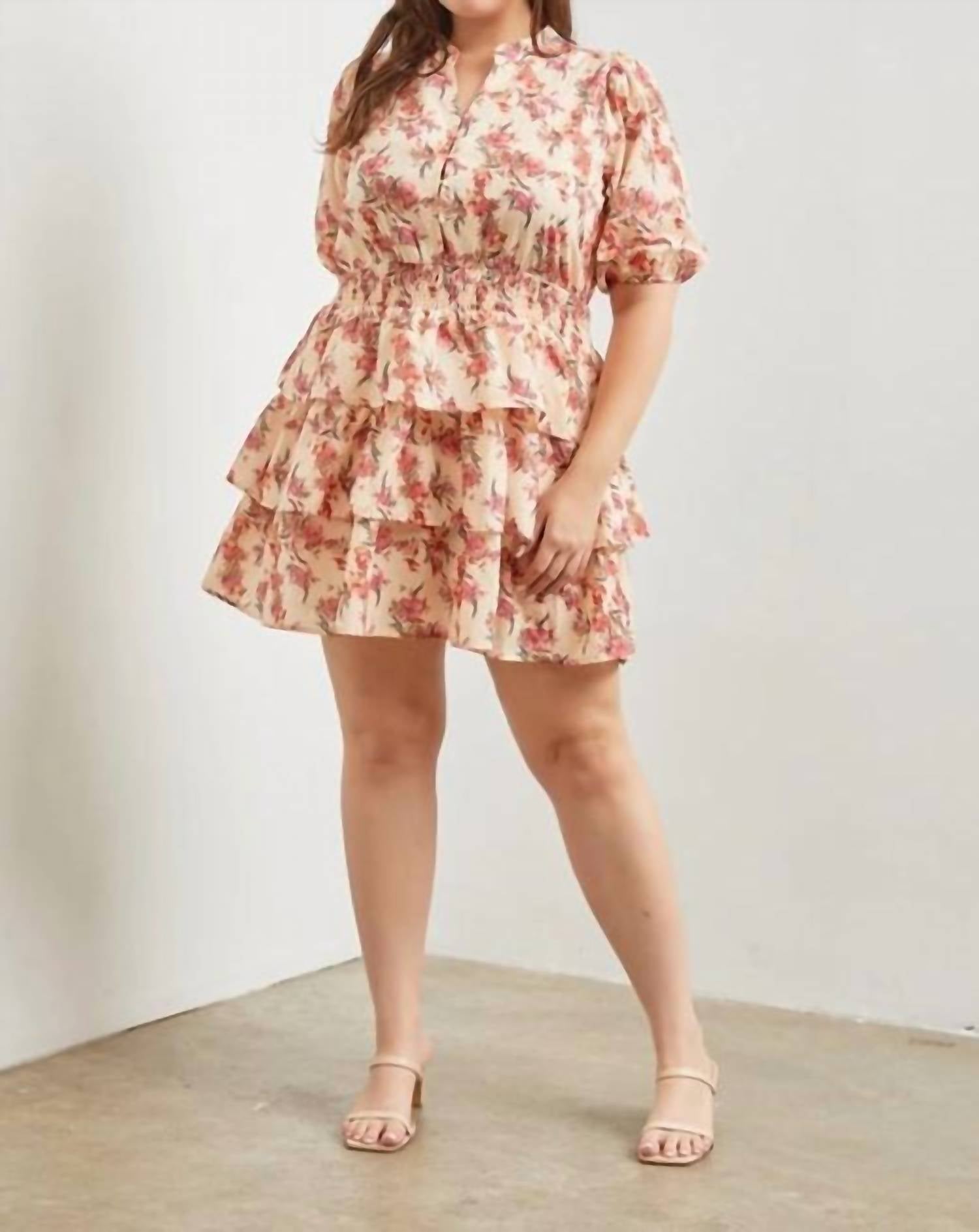 Платье Camille в светло-персиковом цвете Baevely by Wellmade
Платье Camille в светло-персиковом цвете Baevely by Wellmade