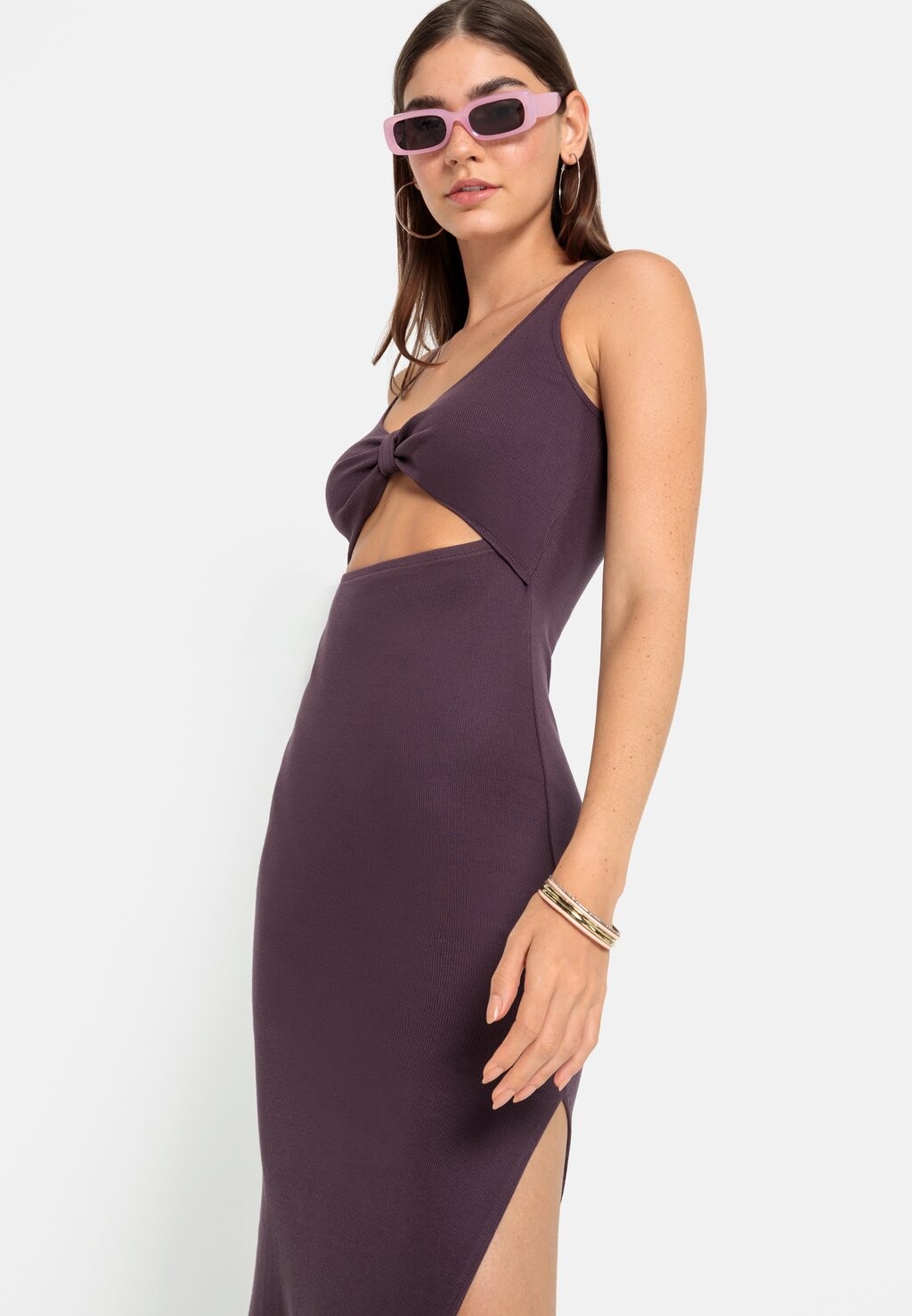 Платье-футляр MIDI LASCANA, фиолетовый
Платье-футляр MIDI LASCANA, фиолетовый