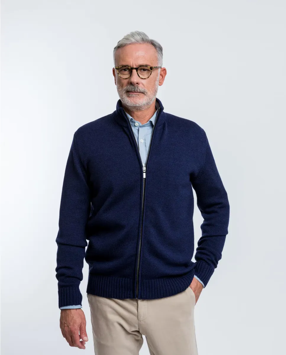 Мужская трикотажная куртка из 100% тонкой мериносовой шерсти темно-синего цвета Wickett Jones, тёмно-синий
Мужская трикотажная куртка из 100% тонкой мериносовой шерсти темно-синего цвета Wickett Jones, тёмно-синий