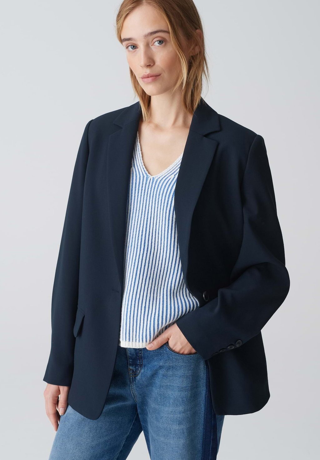 Блейзер JARI OPUS, синий
Блейзер JARI OPUS, синий