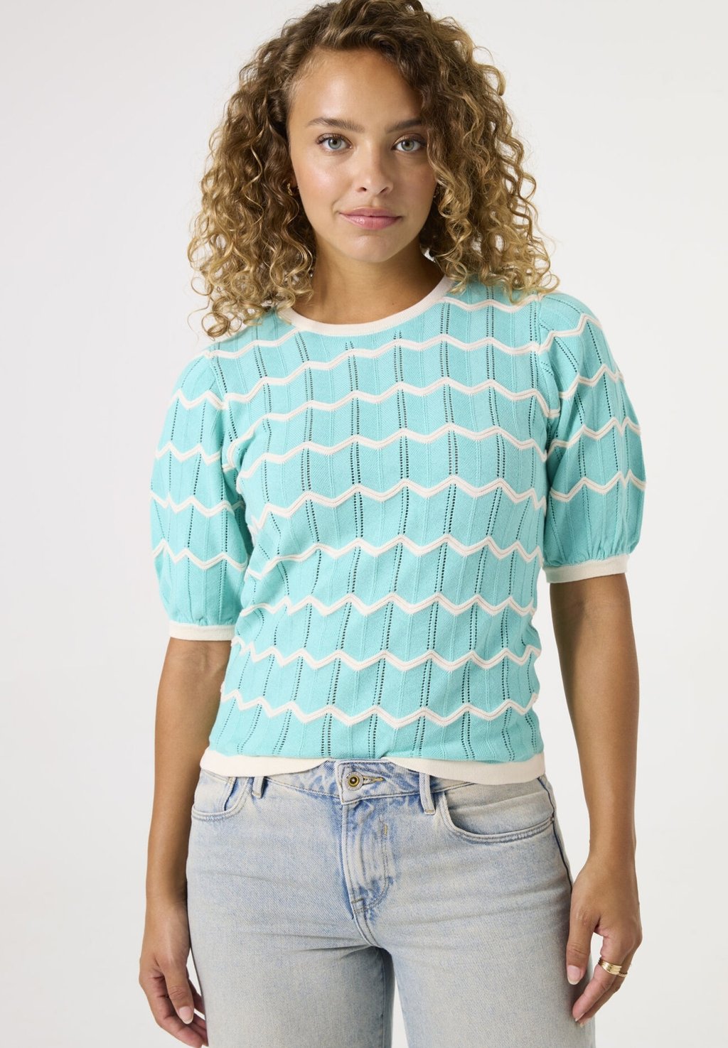 Футболка с принтом Garcia, зеленый
Футболка с принтом Garcia, зеленый