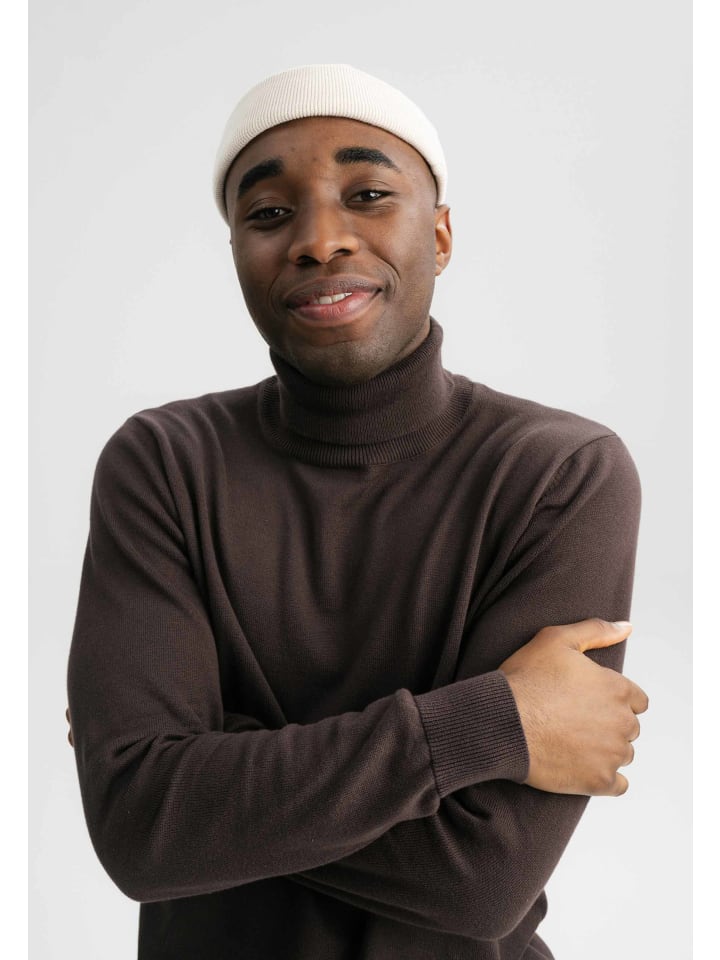 Короткая вязаная шапка LESH MELA
Короткая вязаная шапка LESH MELA