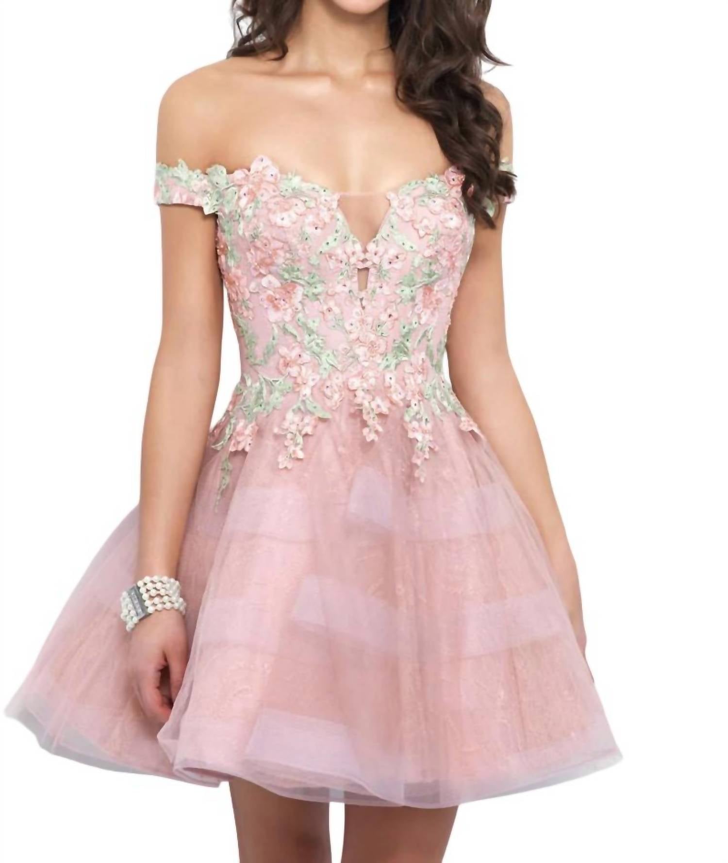 Платье на выпускной с открытыми плечами и цветочной аппликацией в розово-многоцветном оттенке Rum Pink/multi Blush Prom