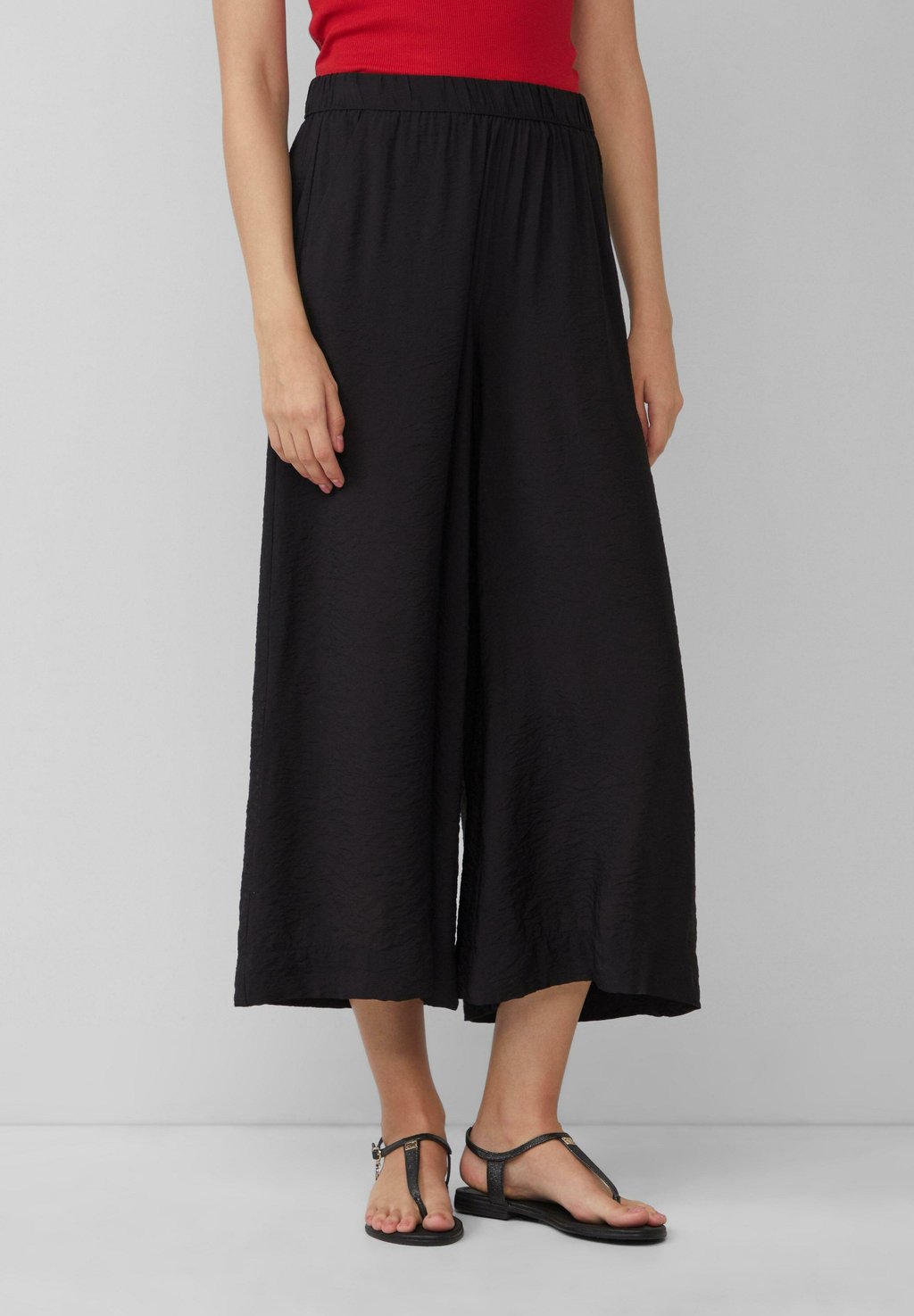 Юбка плиссированная STRUKTURIERTER s.Oliver, черный
Юбка плиссированная STRUKTURIERTER s.Oliver, черный