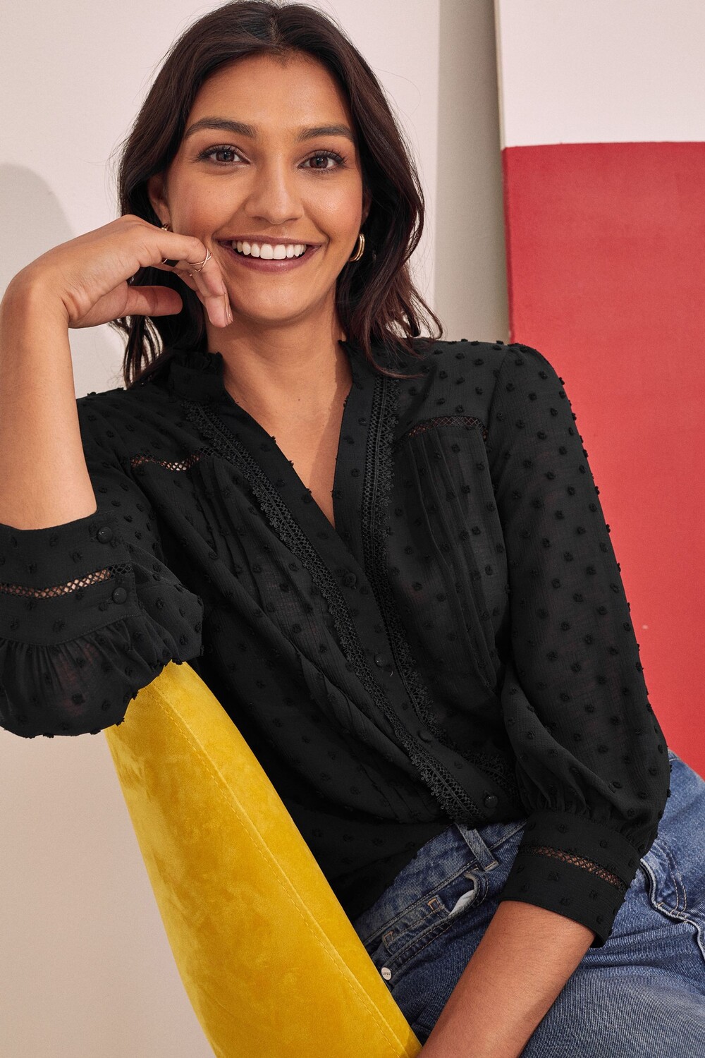 Блузка с рукавом 3/4 кружевной отделкой и застежкой на пуговицы Love & Roses, черный
Блузка с рукавом 3/4 кружевной отделкой и застежкой на пуговицы Love & Roses, черный