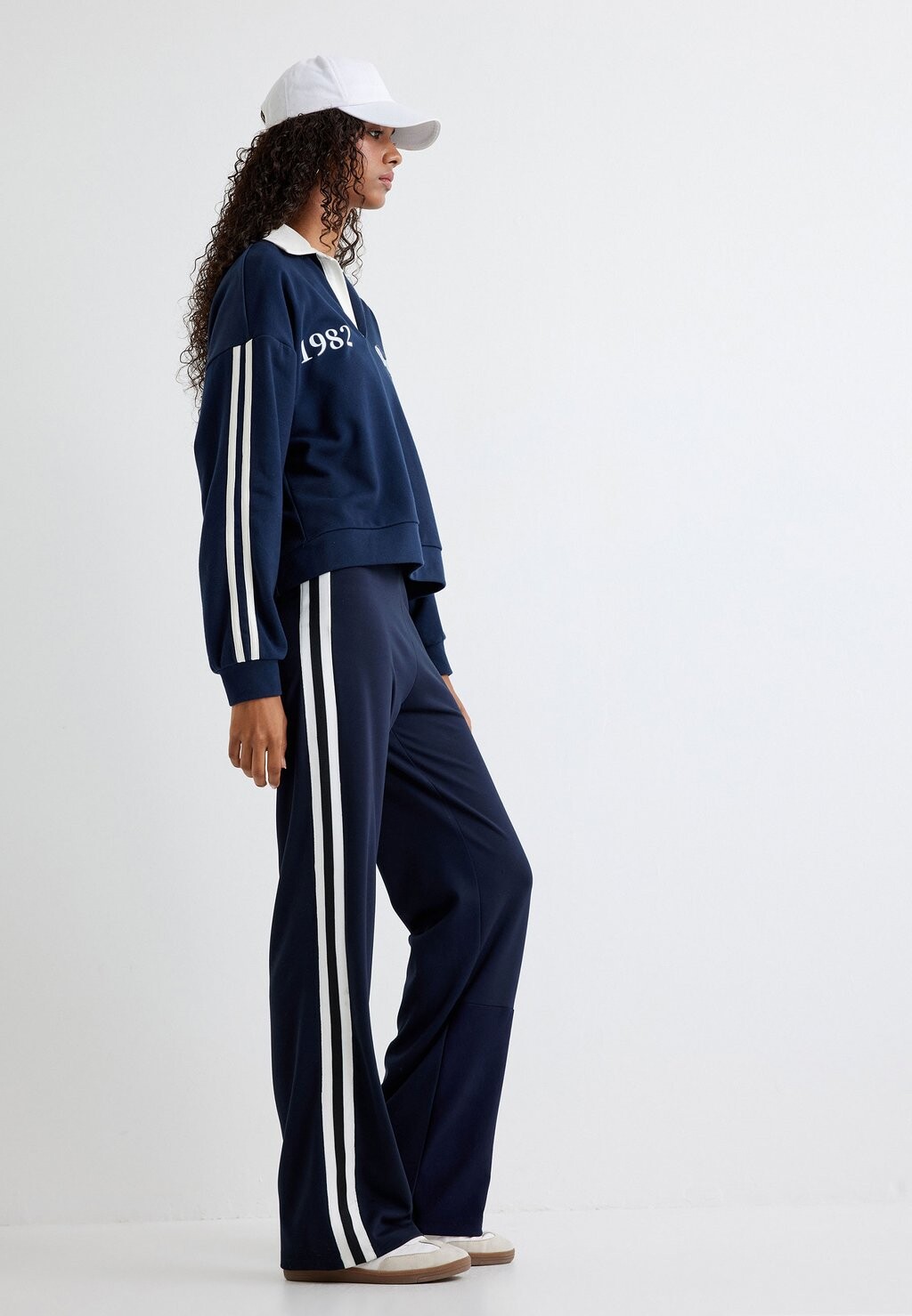 Рубашка поло Koton, темно-синий
Рубашка поло Koton, темно-синий