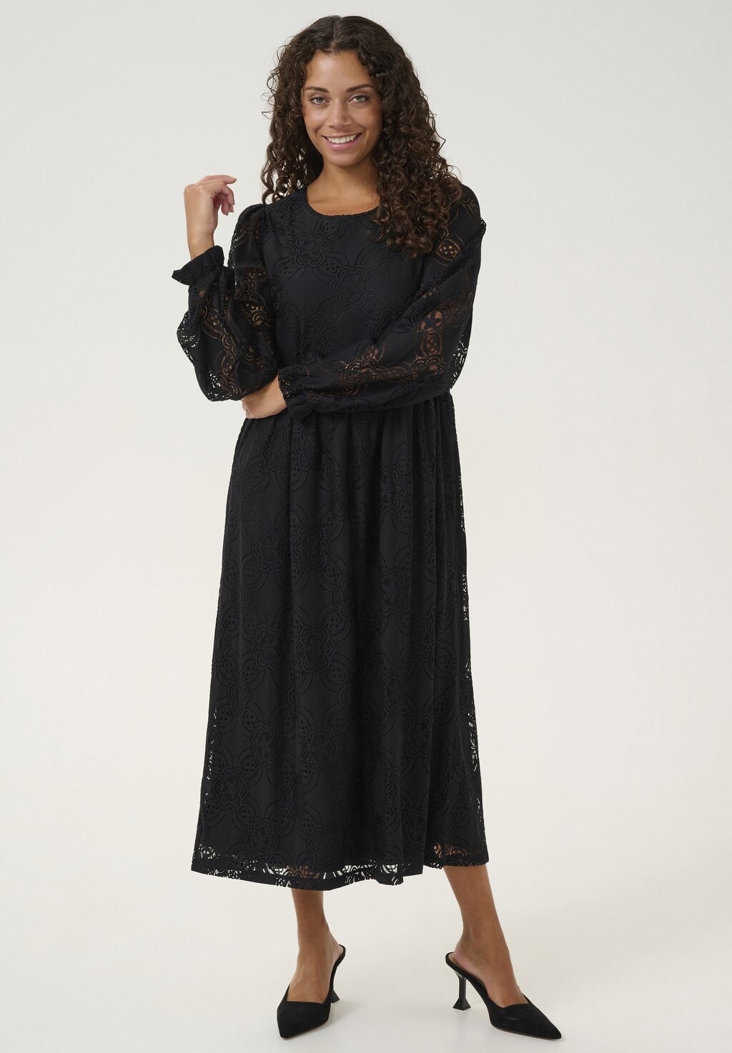 Платье макси INDEO OLU LONG Culture, черный
Платье макси INDEO OLU LONG Culture, черный