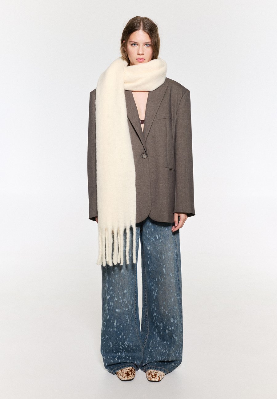 Шарф PULL&BEAR Scarf, Beige
Шарф PULL&BEAR Scarf, Beige