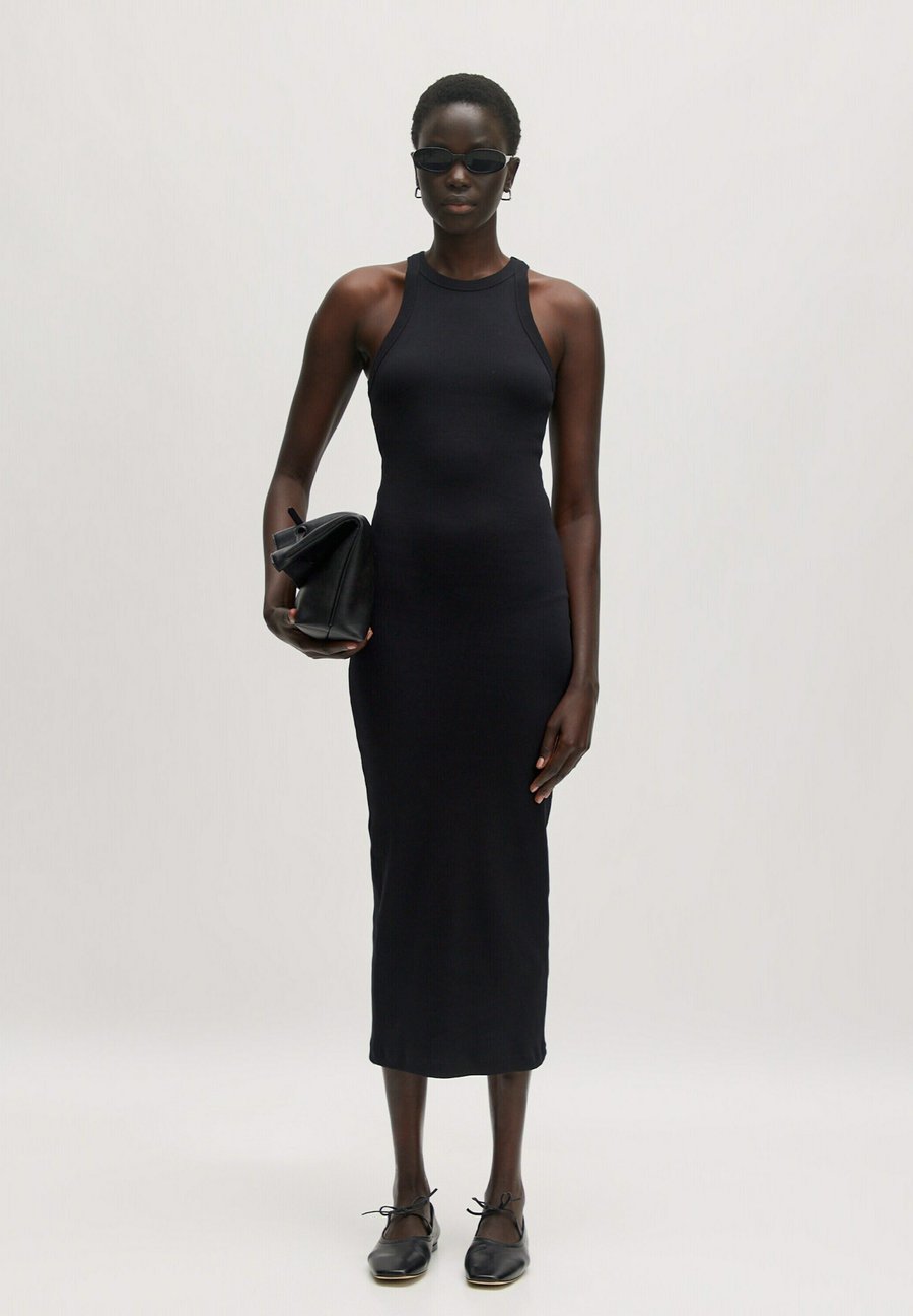 Платье EDITED JANAH, Schwarz/Black
Платье EDITED JANAH, Schwarz/Black