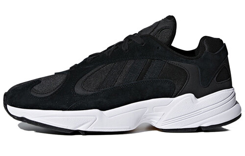 Кроссовки Adidas Originals Yung-1, черный/белый
Кроссовки Adidas Originals Yung-1, черный/белый