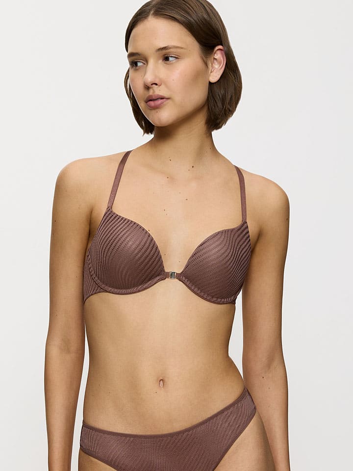 Бюстгальтер на косточках Triumph, коричневый
Бюстгальтер на косточках Triumph, коричневый