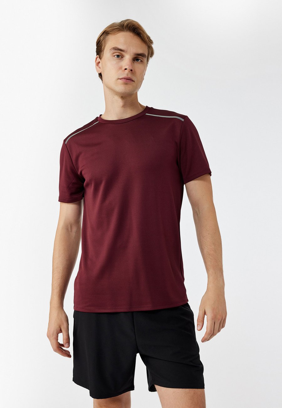Футболка Koton CREW NECK SPORT, Bordeaux
Футболка Koton CREW NECK SPORT, Bordeaux