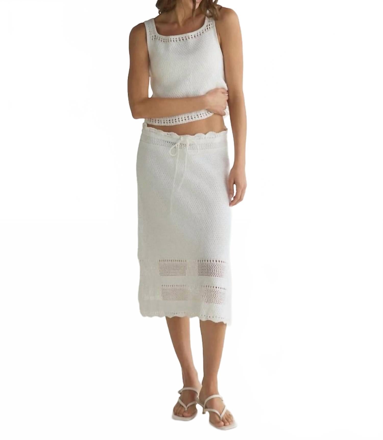 Белая вязаная миди-юбка Bella Dahl
Белая вязаная миди-юбка Bella Dahl