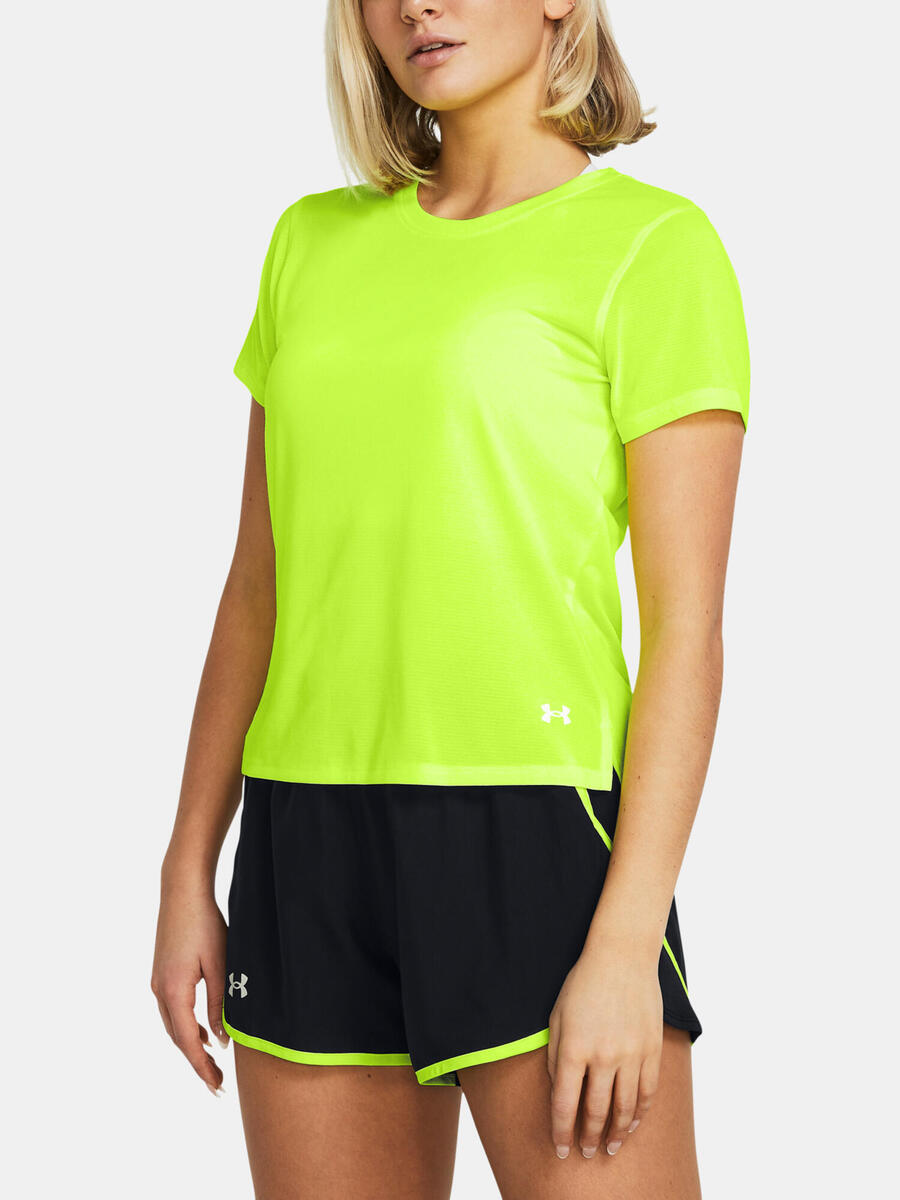 Женская беговая футболка от Under Armour Launch
Женская беговая футболка от Under Armour Launch