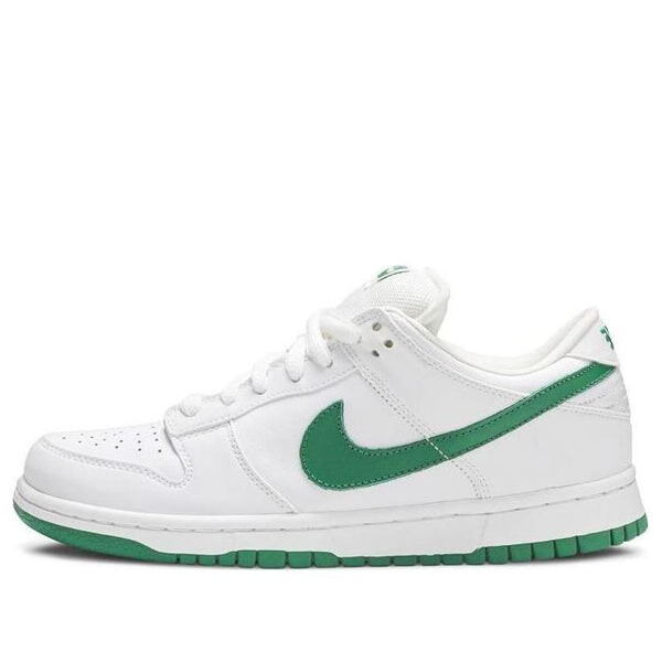 Кроссовки sb dunk low pro Nike, белый
Кроссовки sb dunk low pro Nike, белый