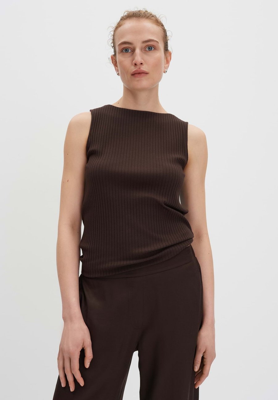 Топ someday. SLIM FIT RIB, Dark Espresso/Brown
Топ someday. SLIM FIT RIB, Dark Espresso/Brown