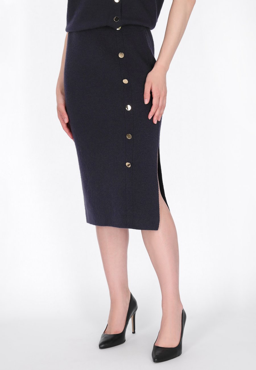 Юбка DreiMaster Pencil skirt, Navy/Dark Blue
Юбка DreiMaster Pencil skirt, Navy/Dark Blue