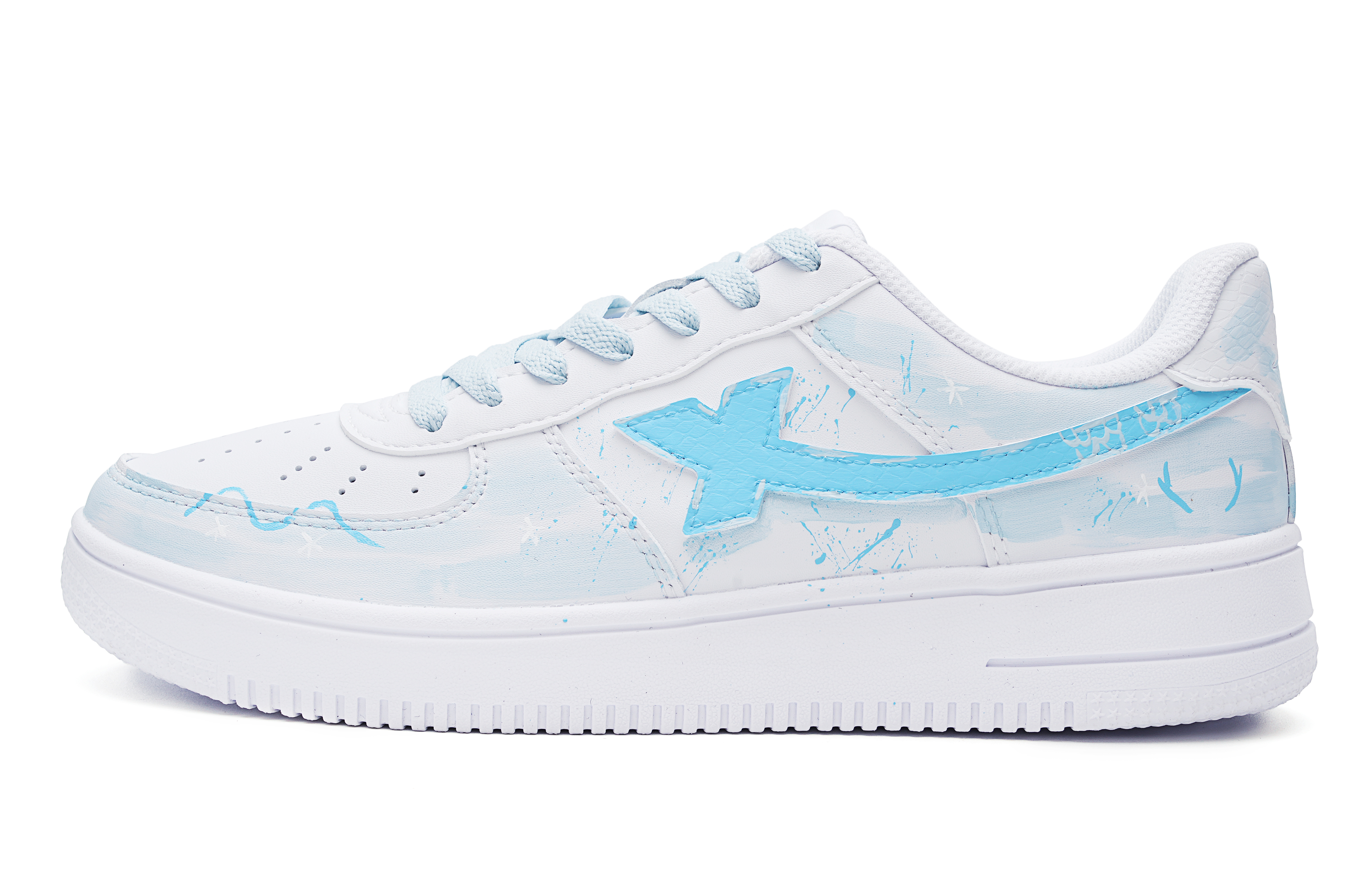 XTEP Кроссовки Air Force One с низким верхом для скейтборда, устойчивые к истиранию и скольжению, мужские, белые, синие
XTEP Кроссовки Air Force One с низким верхом для скейтборда, устойчивые к истиранию и скольжению, мужские, белые, синие