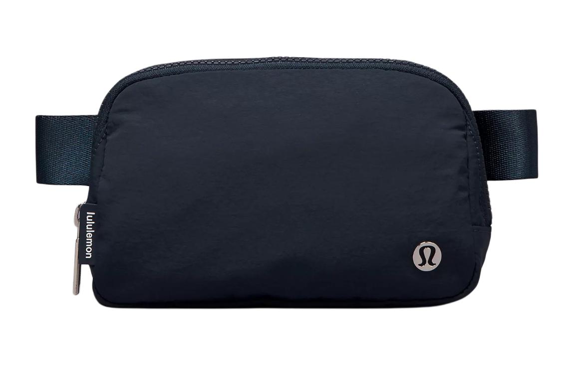 Lululemon Повседневная поясная сумка Everywhere из переработанного нейлона для мужчин, цвет Marine Blue
Lululemon Повседневная поясная сумка Everywhere из переработанного нейлона для мужчин, цвет Marine Blue