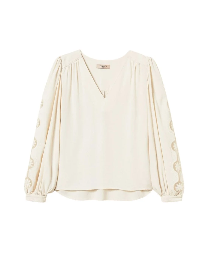 Блузка из крепа с вышитыми рукавами с вырезами. Twinset, белый
Блузка из крепа с вышитыми рукавами с вырезами. Twinset, белый