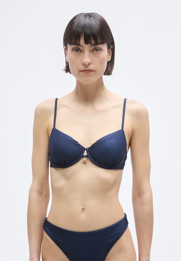 Бикини топ с косточками в форме морской звезды Abercrombie & Fitch, Dark Blue, Синий, Бикини топ с косточками в форме морской звезды Abercrombie & Fitch, Dark Blue
Бикини топ с косточками в форме морской звезды Abercrombie & Fitch, Dark Blue, Синий, Бикини топ с косточками в форме морской звезды Abercrombie & Fitch, Dark Blue