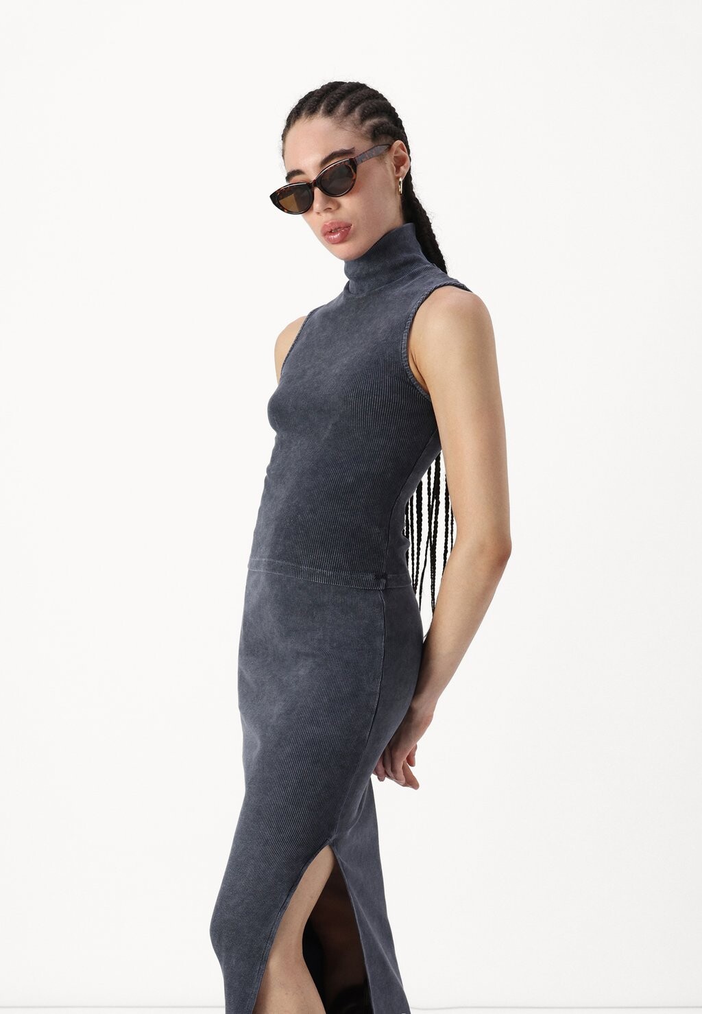 Юбка-карандаш SKIRT Gina Tricot, синий деним
Юбка-карандаш SKIRT Gina Tricot, синий деним