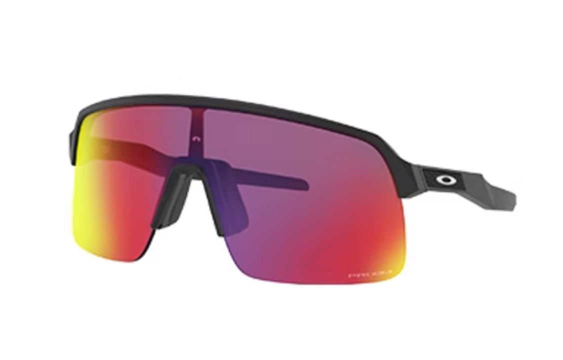 Солнцезащитные очки Oakley Sutro Lite, черные
Солнцезащитные очки Oakley Sutro Lite, черные