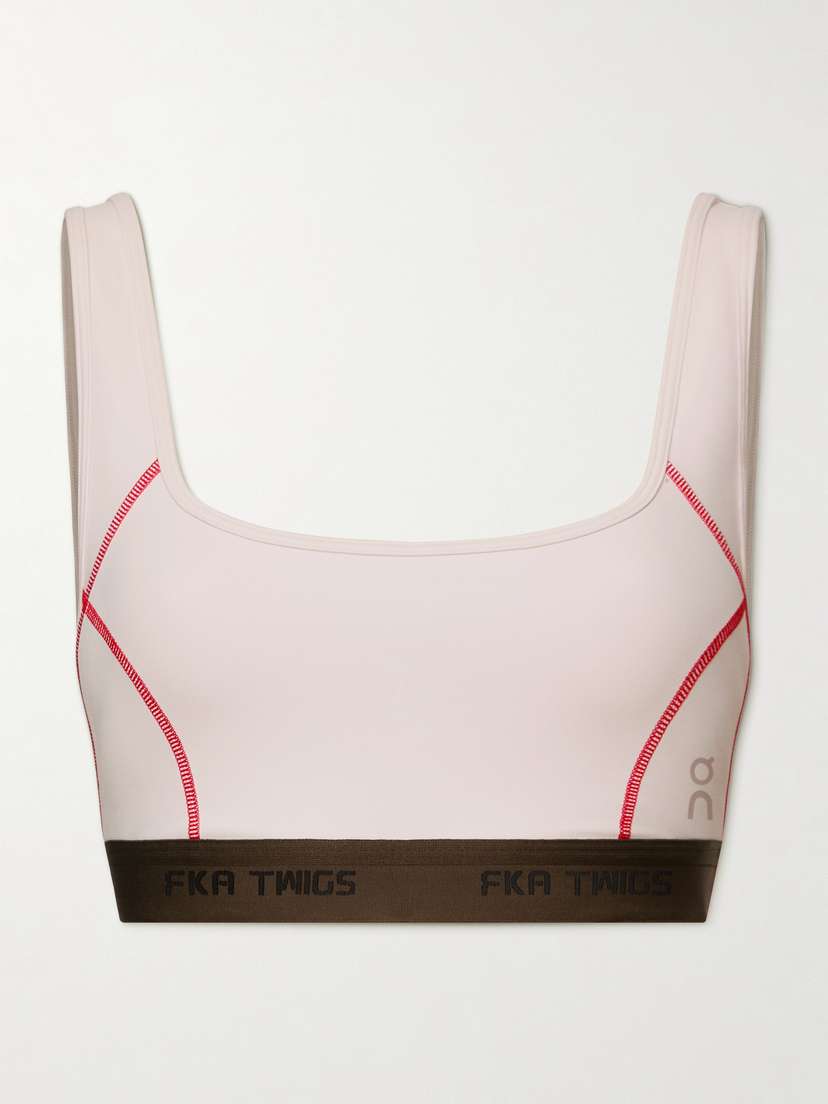 Спортивный бюстгальтер Fka Twigs Studio из переработанного трикотажа с эластичным лифом On, сиреневый
Спортивный бюстгальтер Fka Twigs Studio из переработанного трикотажа с эластичным лифом On, сиреневый