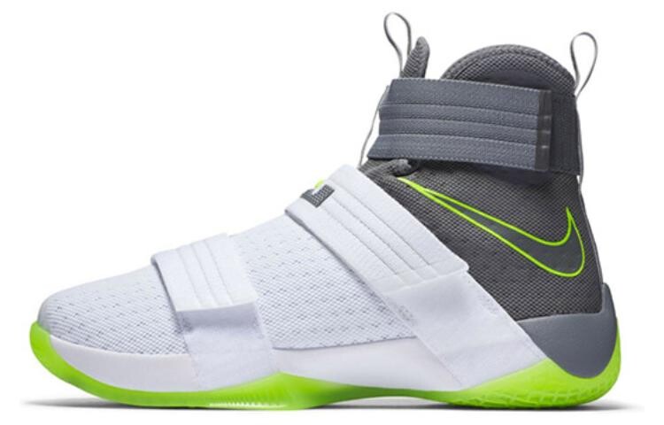 Мужские баскетбольные кроссовки Nike Zoom Soldier 10
Мужские баскетбольные кроссовки Nike Zoom Soldier 10