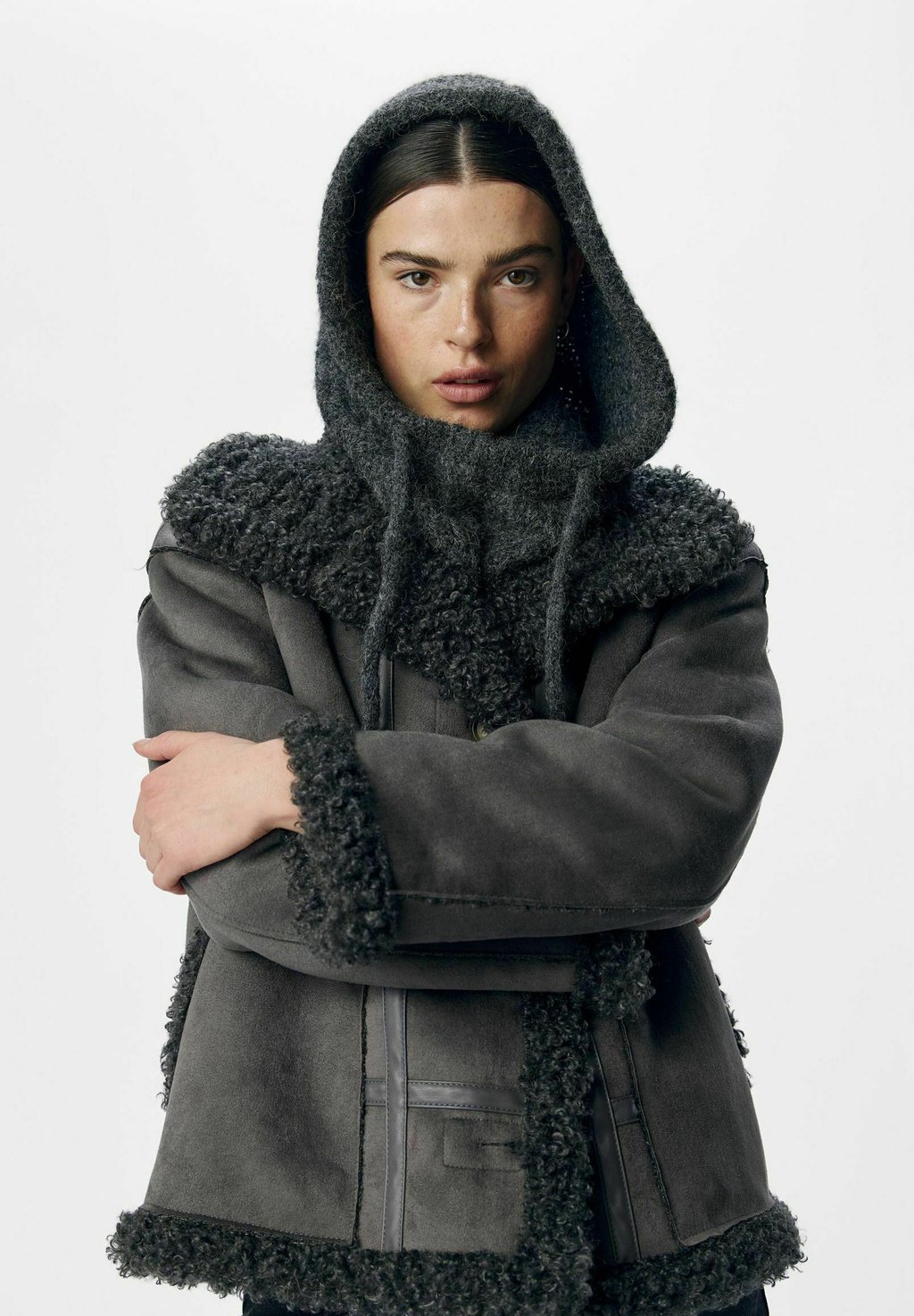 Платок на голову Object, серый
Платок на голову Object, серый