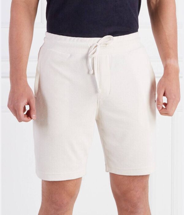 Шорты мужские Tommy Hilfiger трикотажные, белый
Шорты мужские Tommy Hilfiger трикотажные, белый