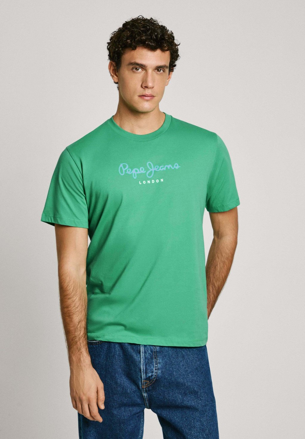 Футболка с принтом EGGO Pepe Jeans, зеленый
Футболка с принтом EGGO Pepe Jeans, зеленый