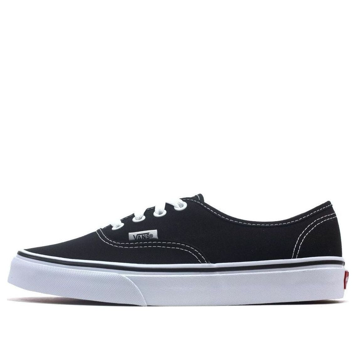 Кроссовки Vans Authentic VN000EE3BLK1, черный
Кроссовки Vans Authentic VN000EE3BLK1, черный