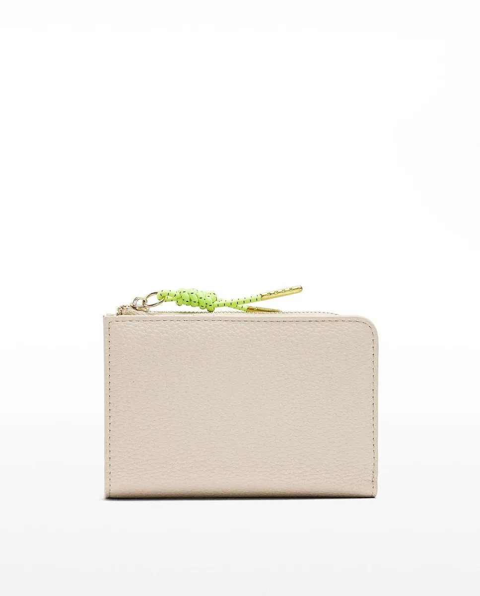 Средняя женская сумка с молнией на гладкой поверхности и съемным подвесом Parfois, пастельно-розовый
Средняя женская сумка с молнией на гладкой поверхности и съемным подвесом Parfois, пастельно-розовый