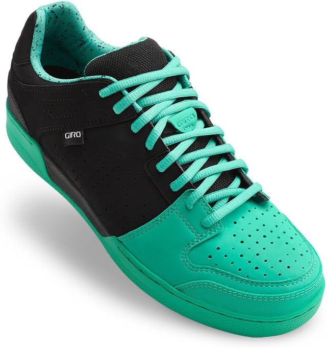 Велотуфли Giro Factor Acc Men для шоссейного велоспорта, черный/бирюзовый
Велотуфли Giro Factor Acc Men для шоссейного велоспорта, черный/бирюзовый