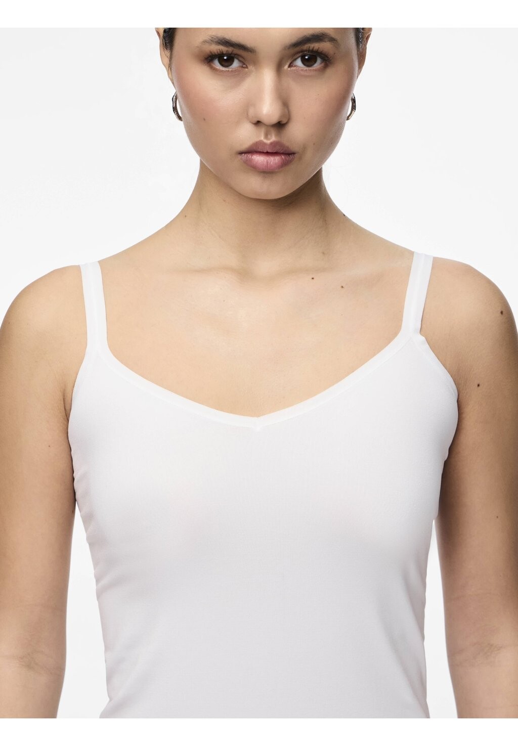 Базовый слой Pieces, белый
Базовый слой Pieces, белый