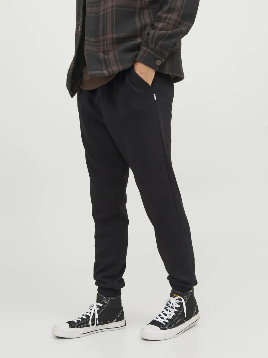 Спортивные брюки Jack & Jones "JPSTGORDON JJBRADLEY SWEAT PANT GMS NOOS", черный
Спортивные брюки Jack & Jones "JPSTGORDON JJBRADLEY SWEAT PANT GMS NOOS", черный