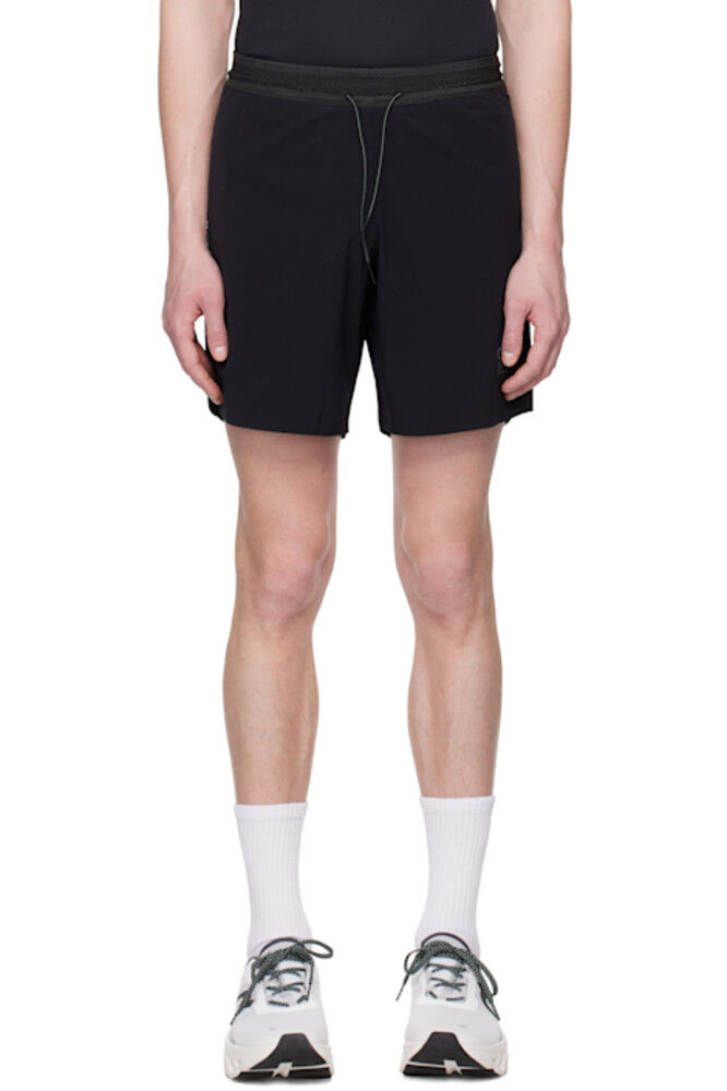 Черные спортивные шорты OVER OVER
Черные спортивные шорты OVER OVER