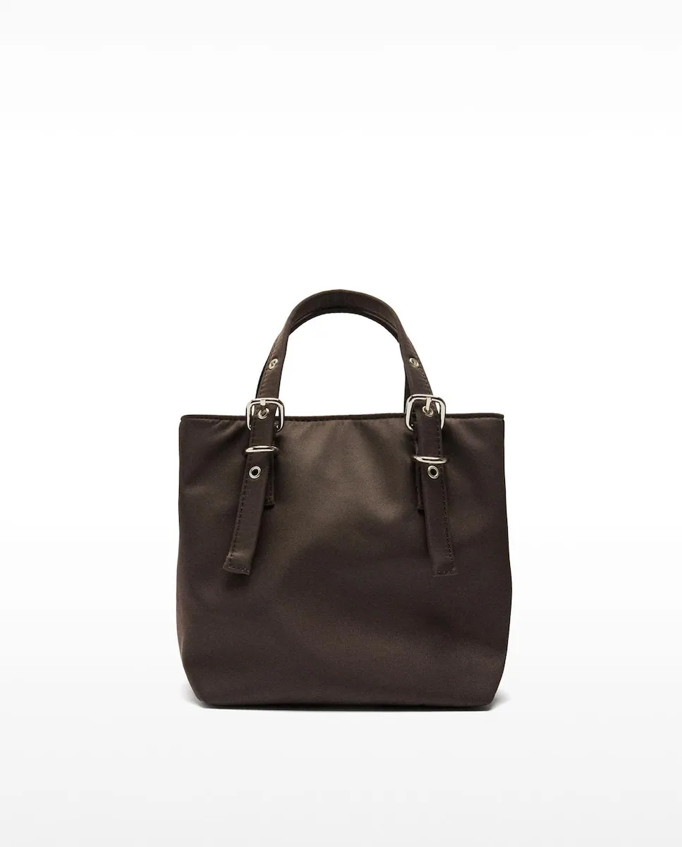 Сумка-тоут на плечо с молнией, гладкая Parfois, темно-коричневый
Сумка-тоут на плечо с молнией, гладкая Parfois, темно-коричневый