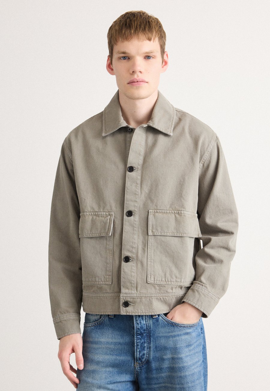 Куртка Mads Nørgaard SUNSET MILES JACKET, Silver Sage/Beige
Куртка Mads Nørgaard SUNSET MILES JACKET, Silver Sage/Beige