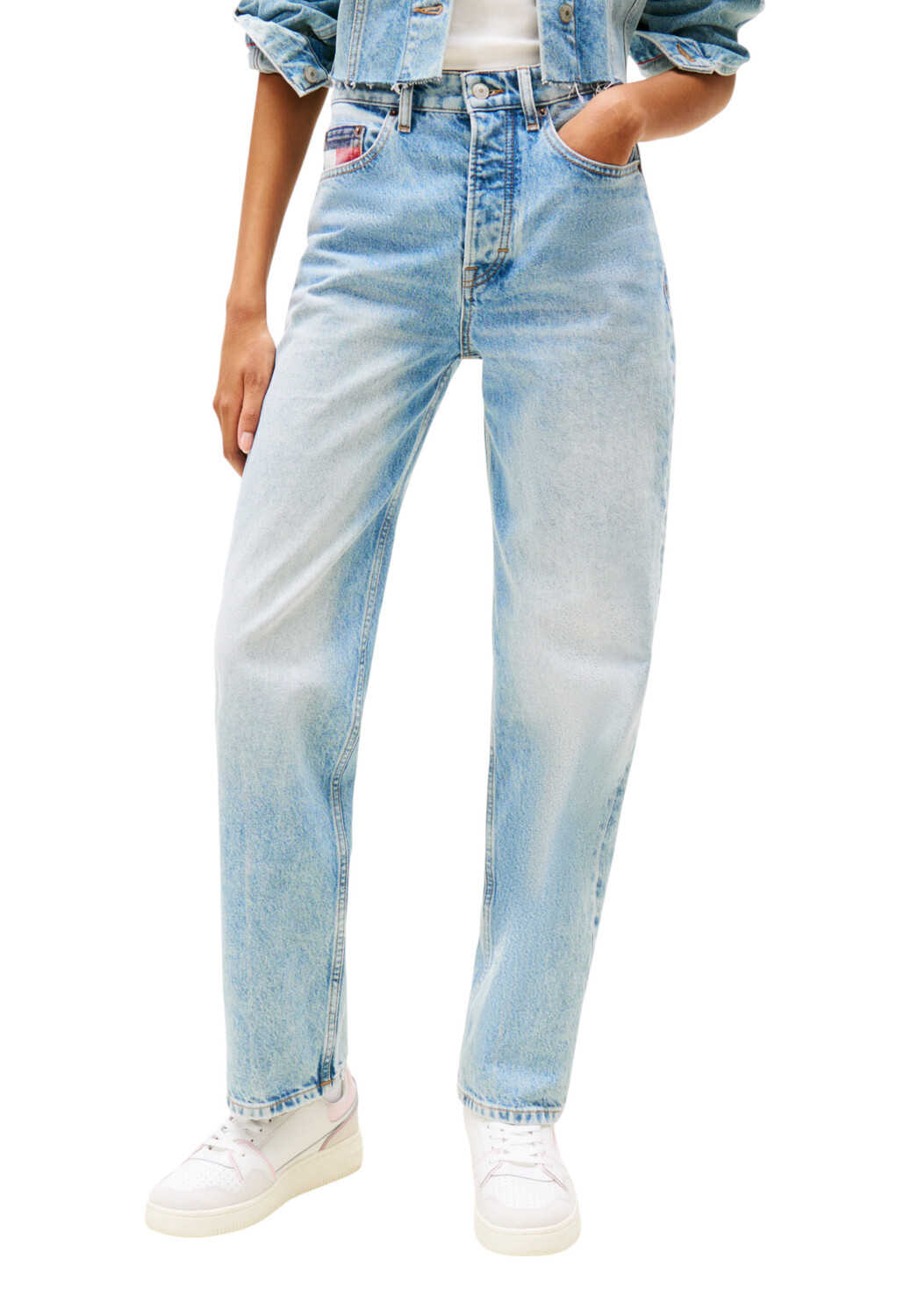 Джинсы Tommy Jeans, светло-голубой
Джинсы Tommy Jeans, светло-голубой