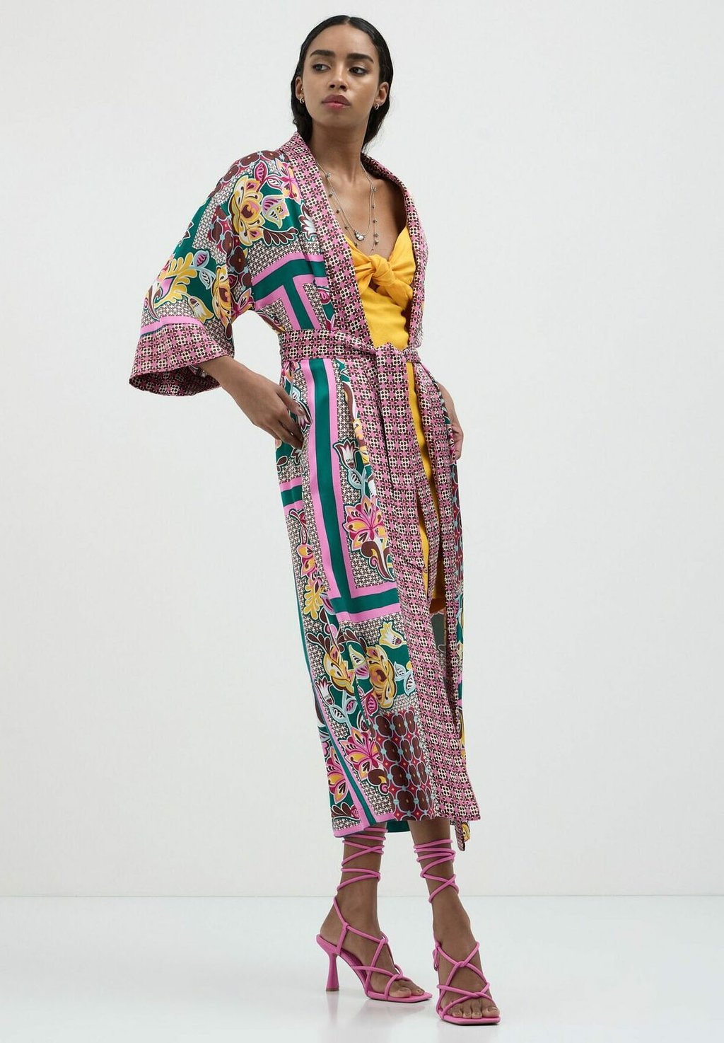 Летняя куртка A FANTASIA Calliope, розовый
Летняя куртка A FANTASIA Calliope, розовый