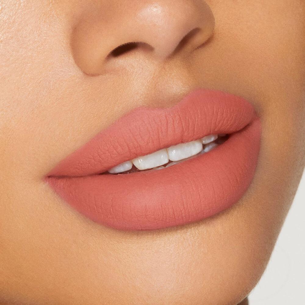 Набор для губ Kylie Cosmetics Lip Blush Kit, muted pink coral/can't talk rn
Набор для губ Kylie Cosmetics Lip Blush Kit, muted pink coral/can't talk rn