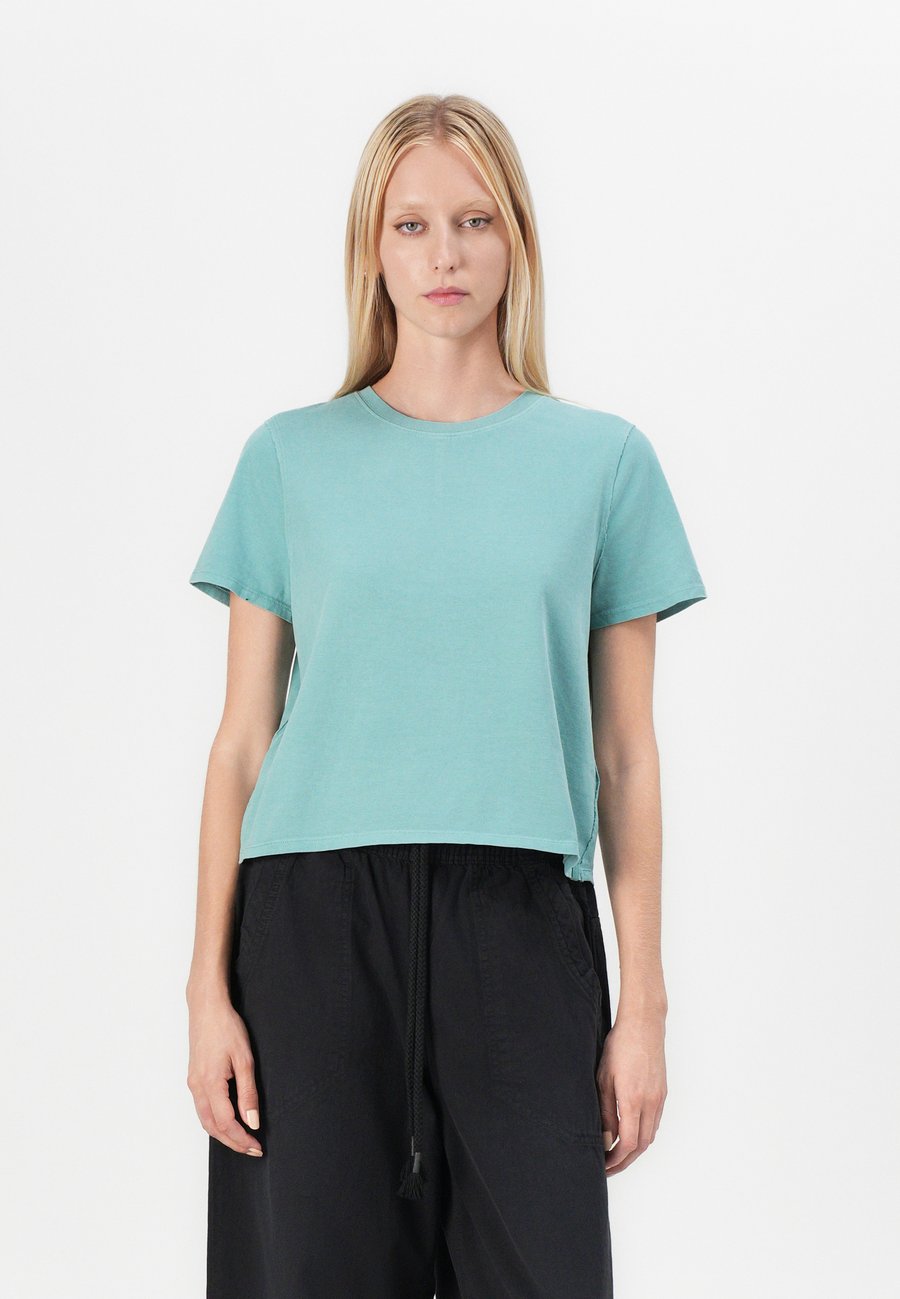 Футболка Free People EVERYDAY TEE, Mineral Blue/Blue, Синий, Футболка Free People EVERYDAY TEE, Mineral Blue/Blue
Футболка Free People EVERYDAY TEE, Mineral Blue/Blue, Синий, Футболка Free People EVERYDAY TEE, Mineral Blue/Blue