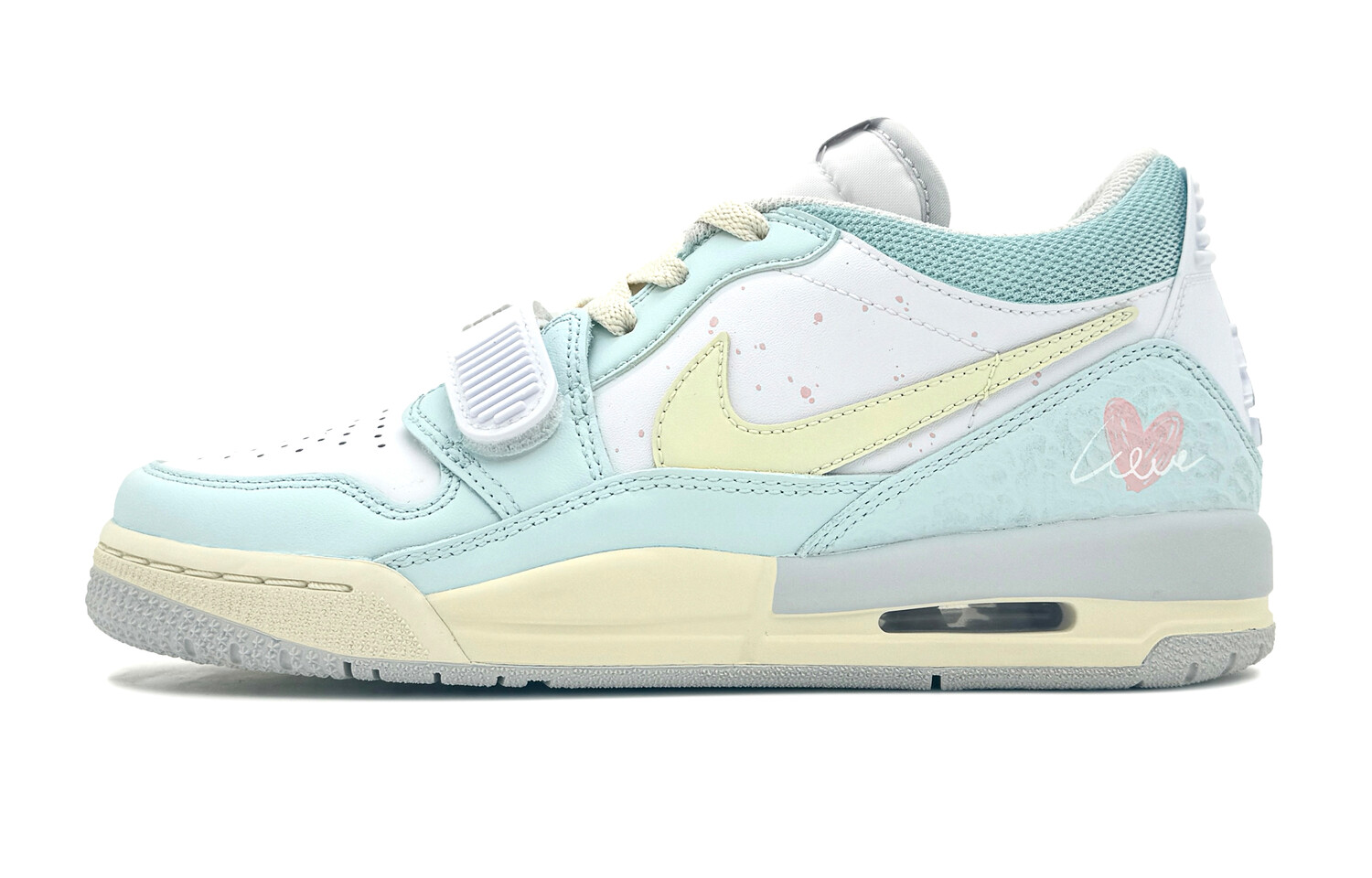 Кроссовки Jordan Legacy 312 Vintage Basketball Shoes Women's Low-top Blue/ White//Yellow, синий/белый/желтый
Кроссовки Jordan Legacy 312 Vintage Basketball Shoes Women's Low-top Blue/ White//Yellow, синий/белый/желтый
