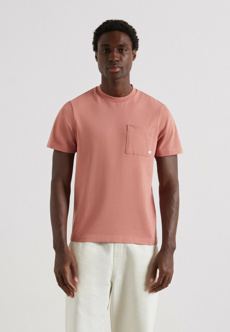 Футболка Farah STACY POCKET, Varsity Pink/Pink, Розовый, Футболка Farah STACY POCKET, Varsity Pink/Pink
Футболка Farah STACY POCKET, Varsity Pink/Pink, Розовый, Футболка Farah STACY POCKET, Varsity Pink/Pink