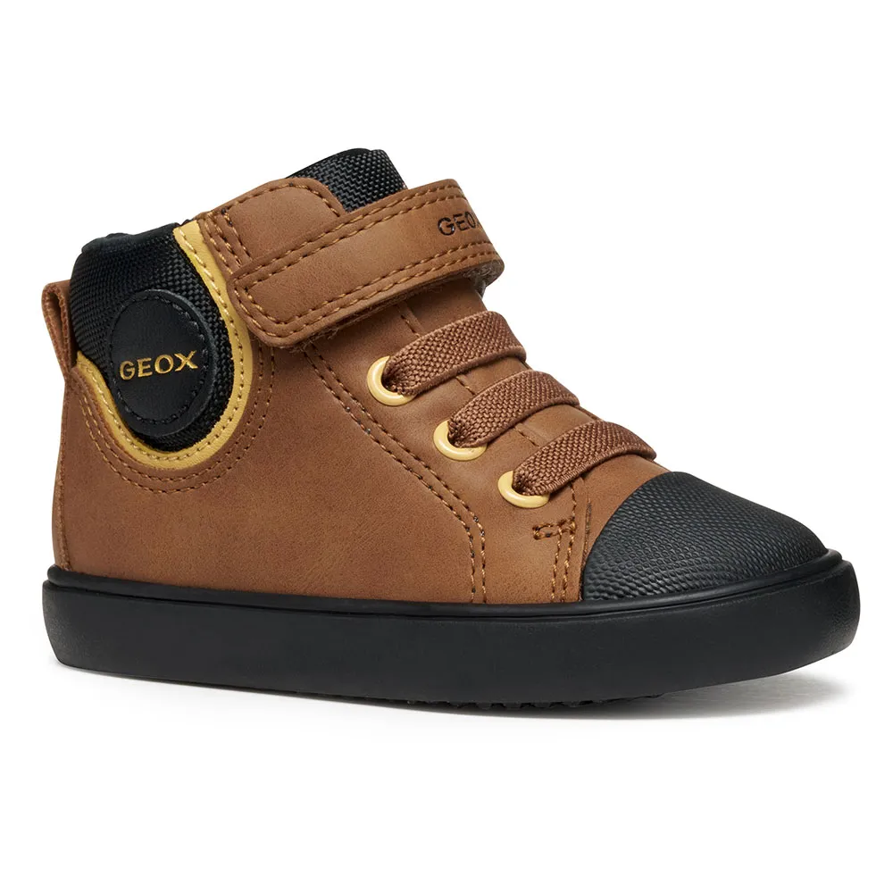 Кроссовки Geox Gisli C, коричневый
Кроссовки Geox Gisli C, коричневый